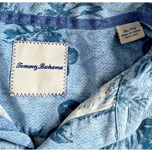 TOMMY BAHAMA Mens Silk Short Sleeve Hawaiian Shirt Blue Floral‎ Print Size XL - Picture 2 of 8